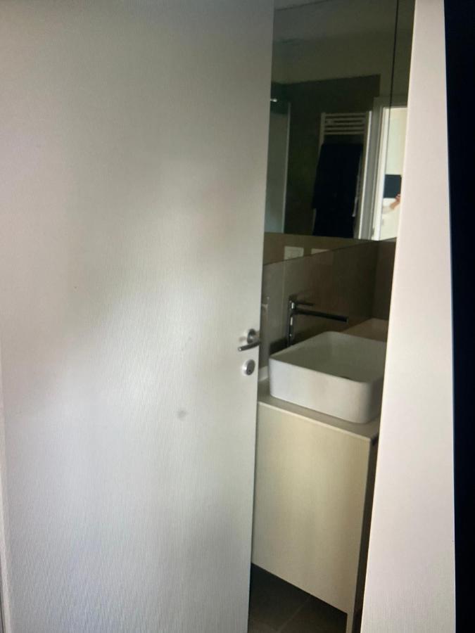Milano: Incantevole Appartamento In Pieno Centro - Fancy Yellow Apartments Luaran gambar